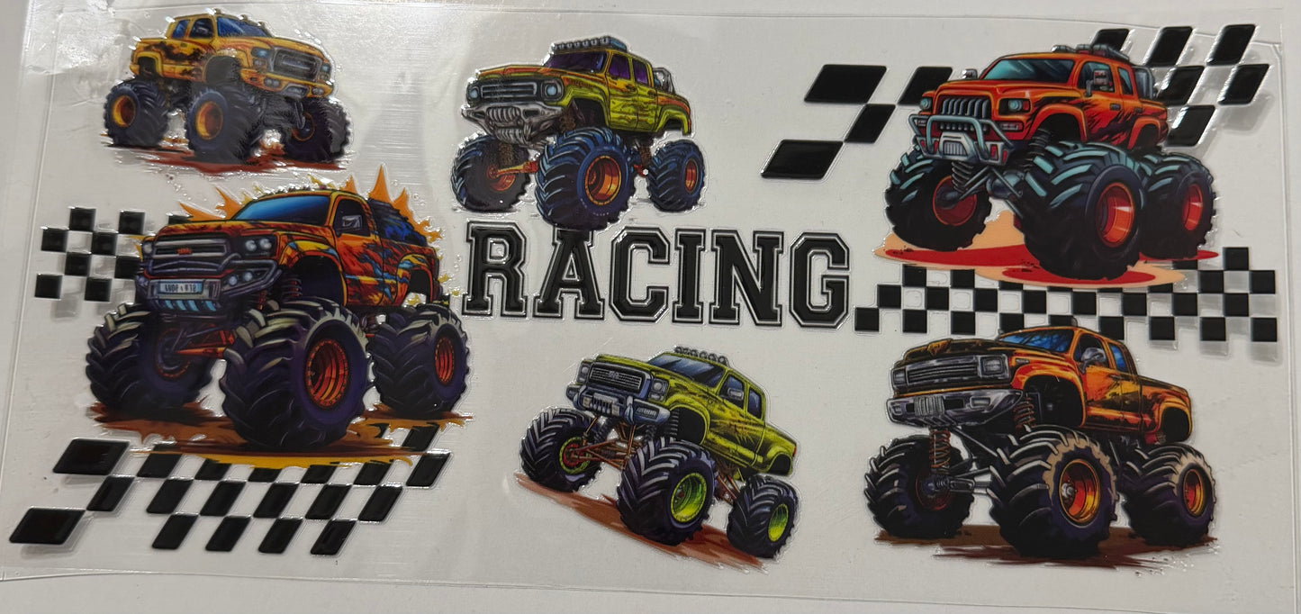 Monster trucks 082